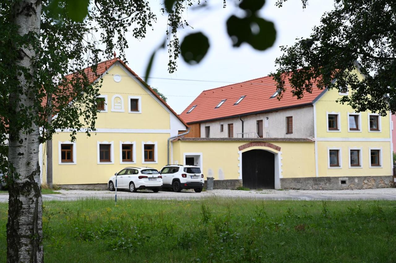 Penzion Mezi Radky Йиндржихув-Градец Экстерьер фото